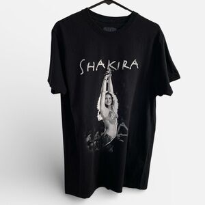 Shakira Graphic T-Shirt – Black – Men’s XL Streetwear Unisex